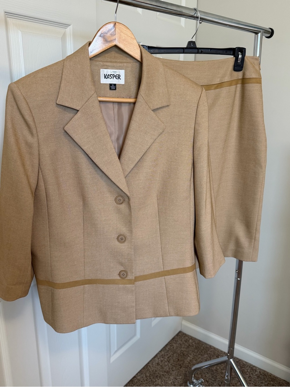 Kasper Camel Textured Skirt Suit - 2 pc Set - Size 14